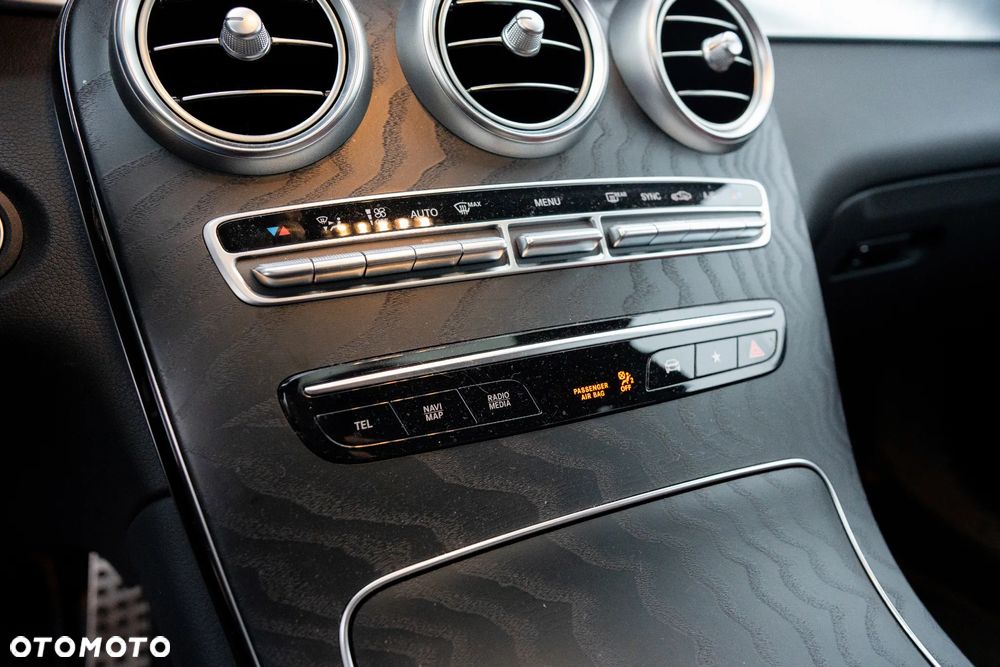 Mercedes-Benz GLC 200 4-Matic - 22