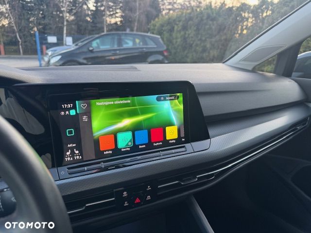 Volkswagen Golf Variant - 18