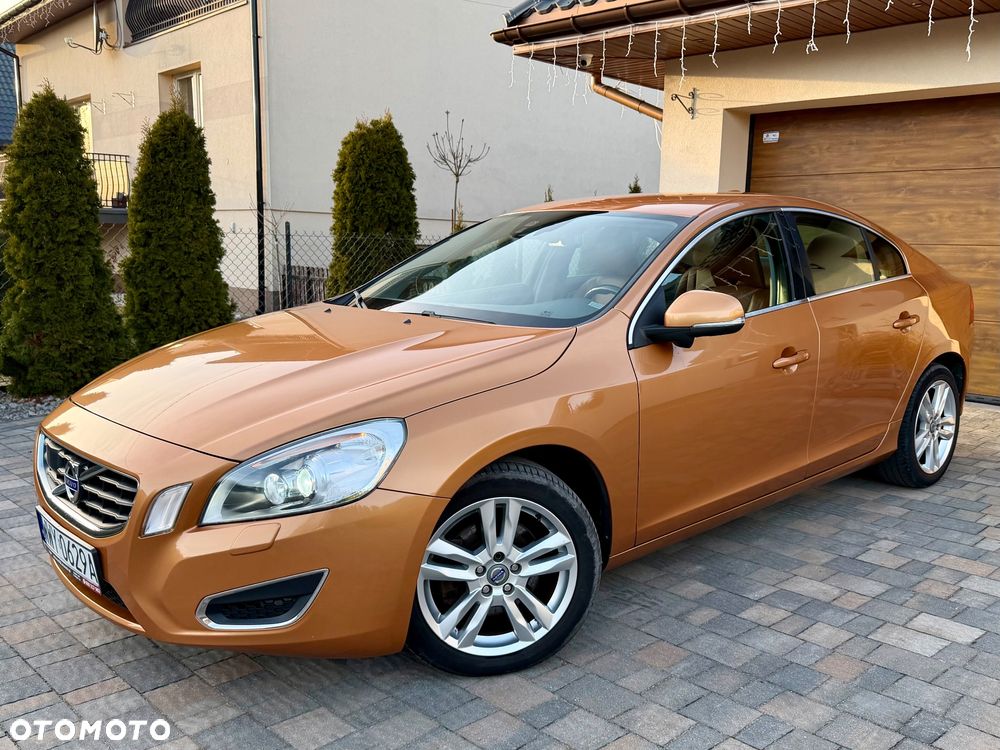 Volvo S60 - 1