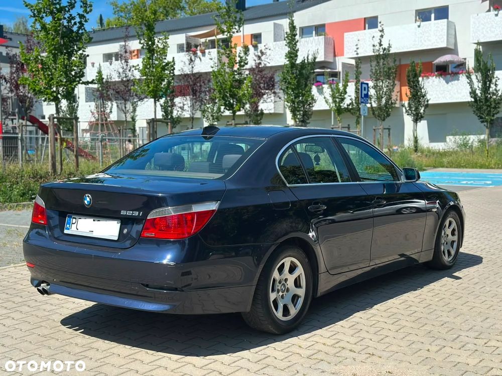 BMW Seria 5 523i - 3