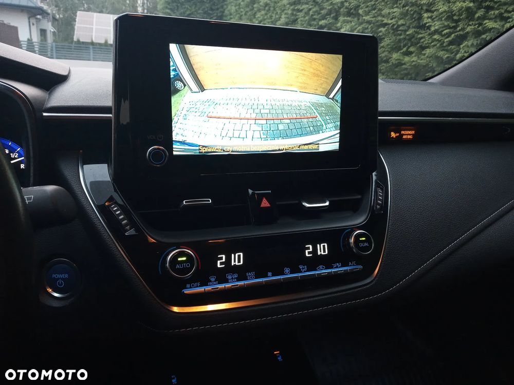 Toyota Corolla 1.8 Hybrid GPF Comfort - 22