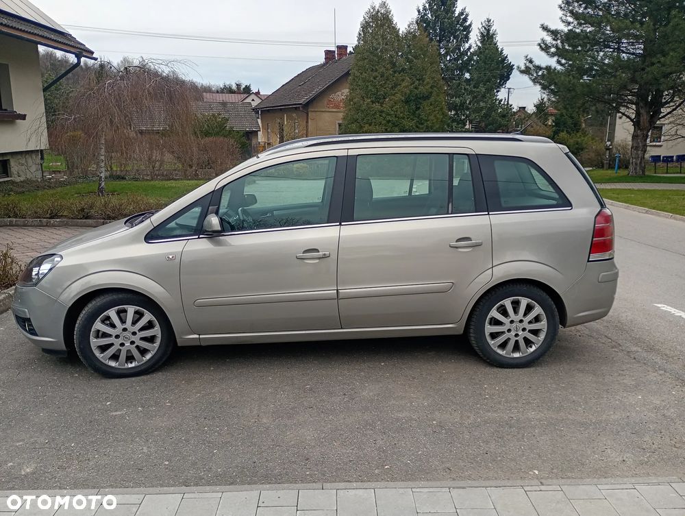 Opel Zafira 1.9 CDTI - 2