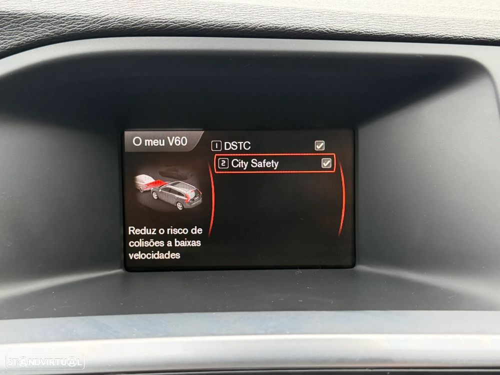 Volvo V60 1.6 D2 Drive Momentum Start/Stop - 31