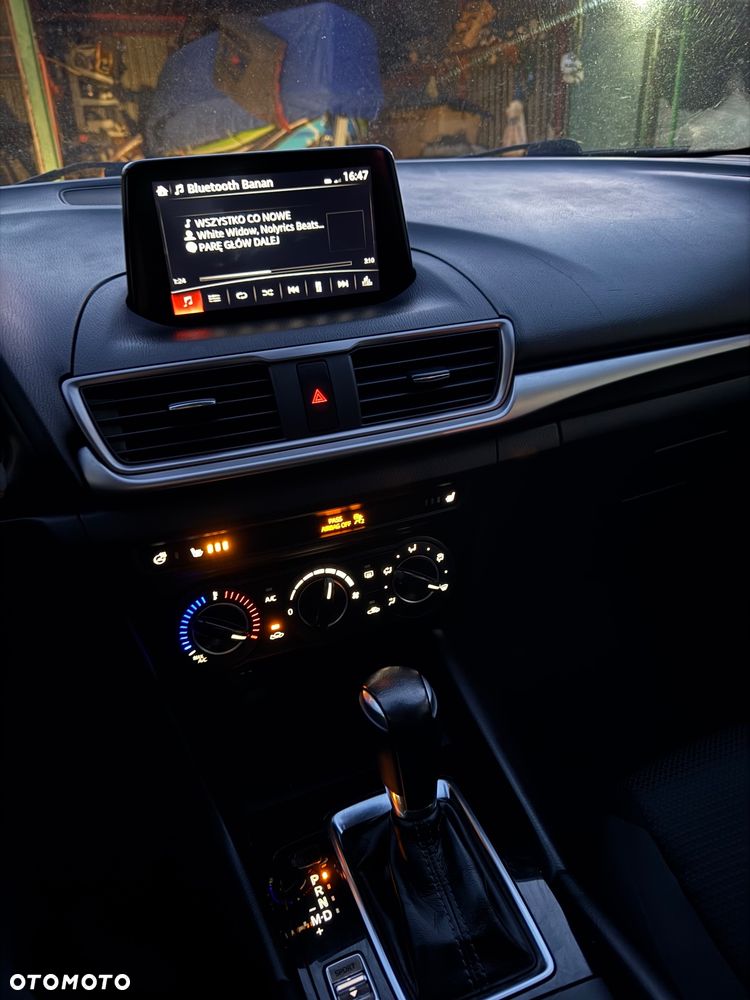 Mazda 3 - 7