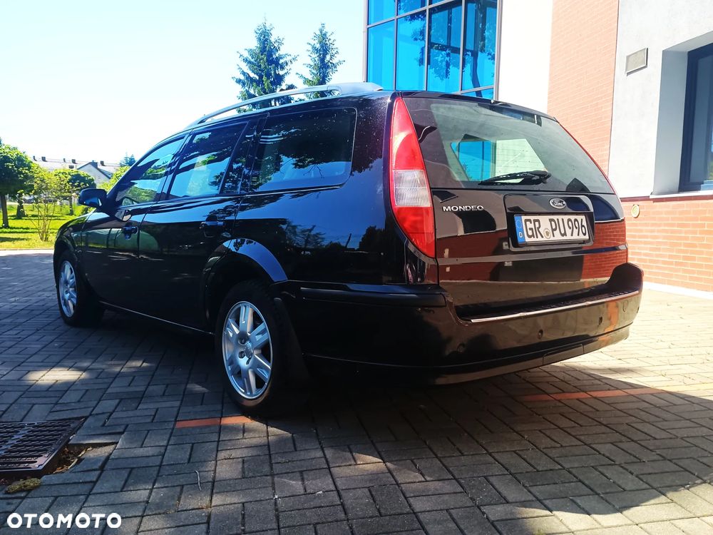 Ford Mondeo 1.8 Ghia - 3