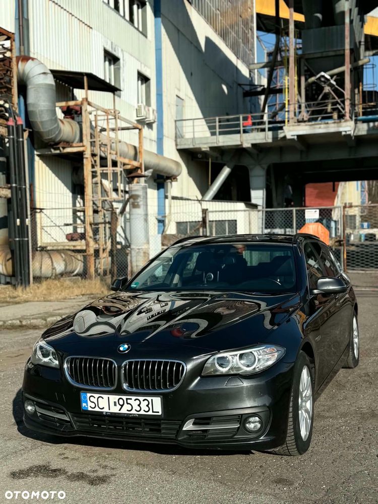 BMW Seria 5 520d xDrive - 11