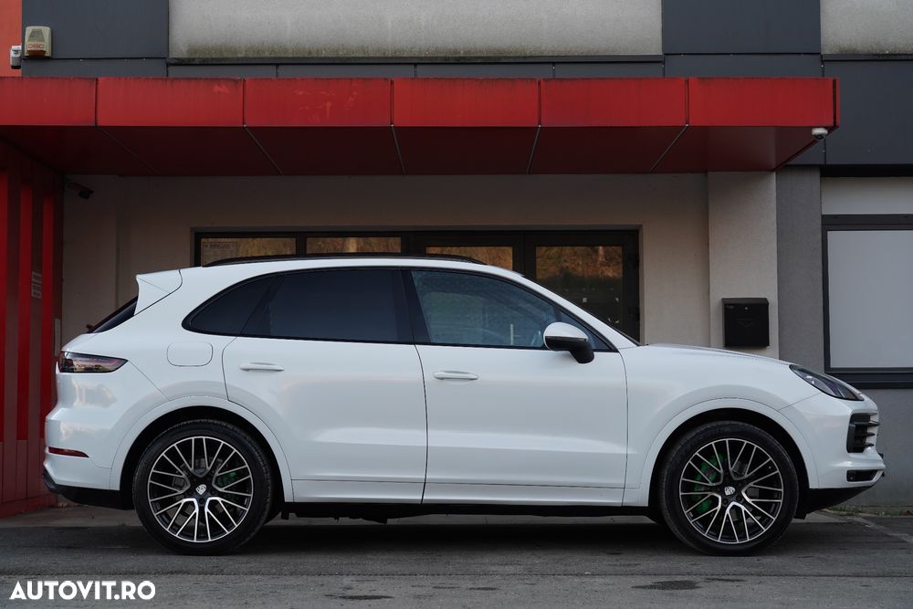 Porsche Cayenne Coupe Standard - 18