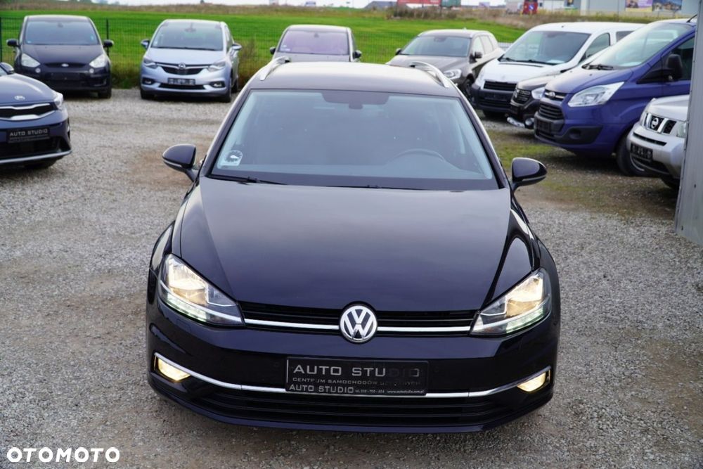 Volkswagen Golf Variant - 25