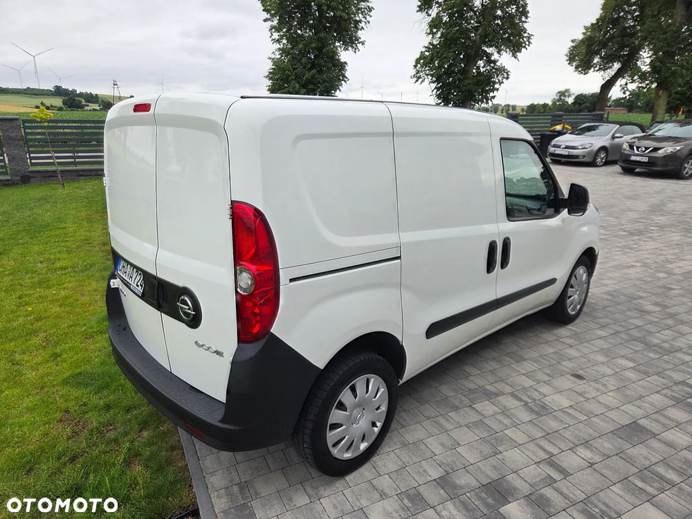 Opel Combo - 9