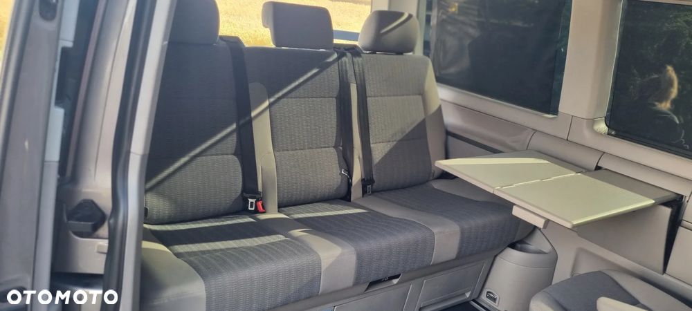 Volkswagen Multivan - 19