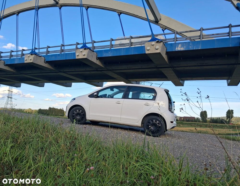 Volkswagen up! 1.0 move - 8