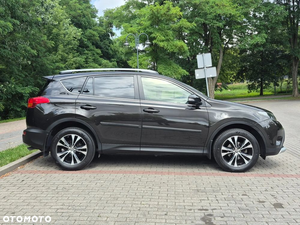 Toyota RAV4 2.0 D-4D Active - 5