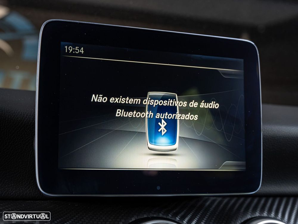 Mercedes-Benz A 180 d AMG Line - 24