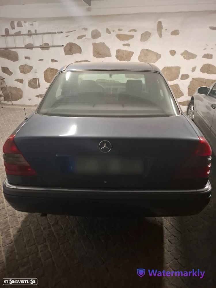 Mercedes-Benz C 180 Elegance - 9