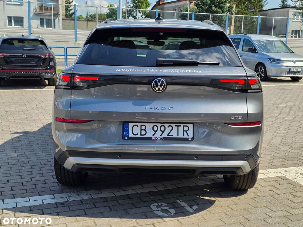 Volkswagen T-Roc - 13