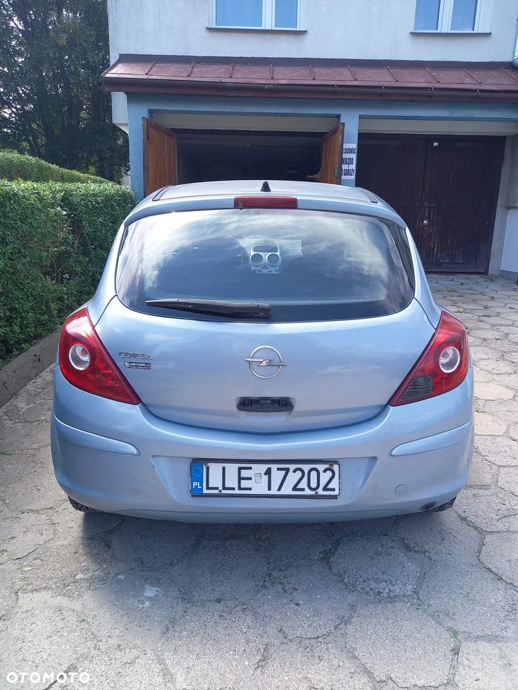 Opel Corsa 1.4 16V Color Edition - 2