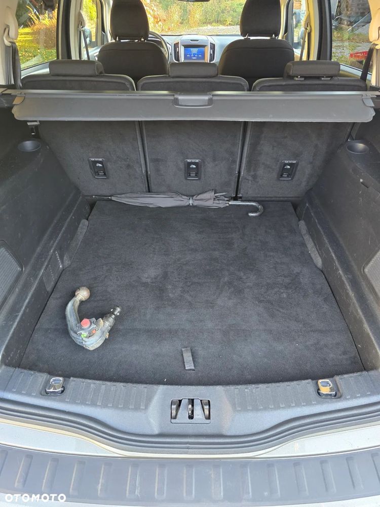 Ford S-Max 2.0 TDCi Titanium PowerShift - 12