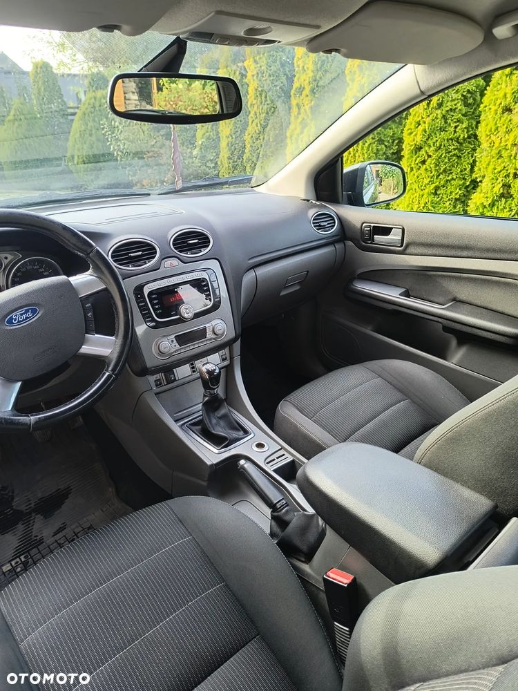 Ford Focus 2008 photo 4
