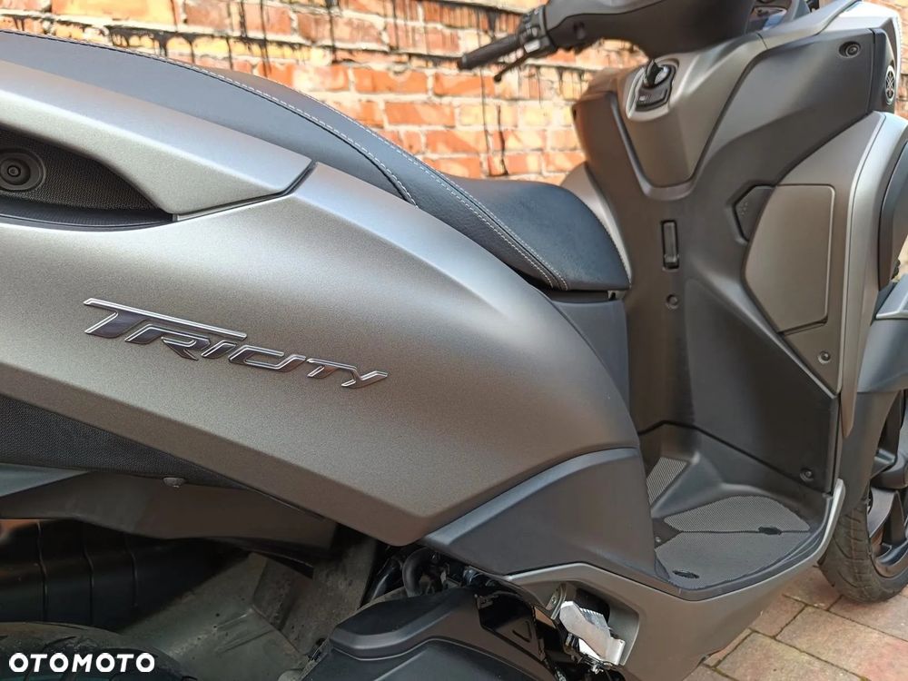 Yamaha Tricity - 19