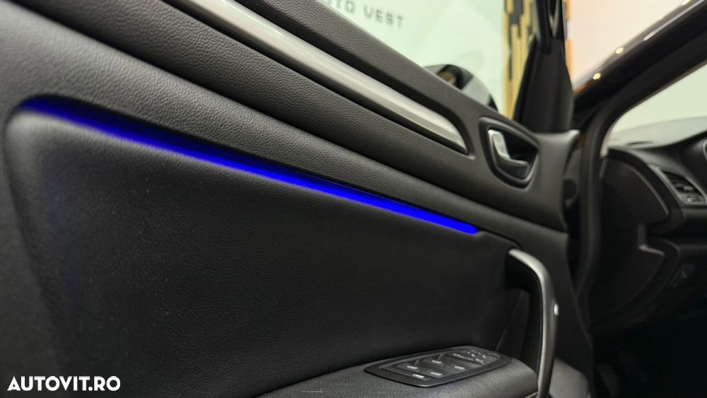 Renault Megane ENERGY dCi 130 BOSE EDITION - 28