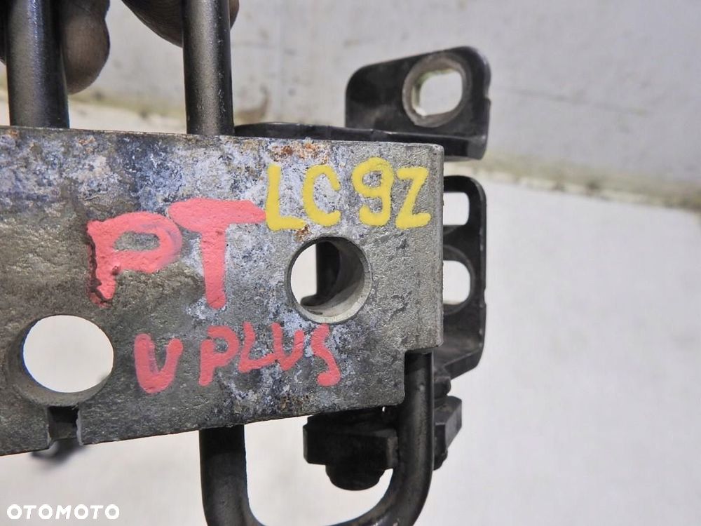 ZAWIAS ZAWIASY DRZWI PRAWY TYŁ LC9Z VW GOLF V PLUS 1K4833412K - 2