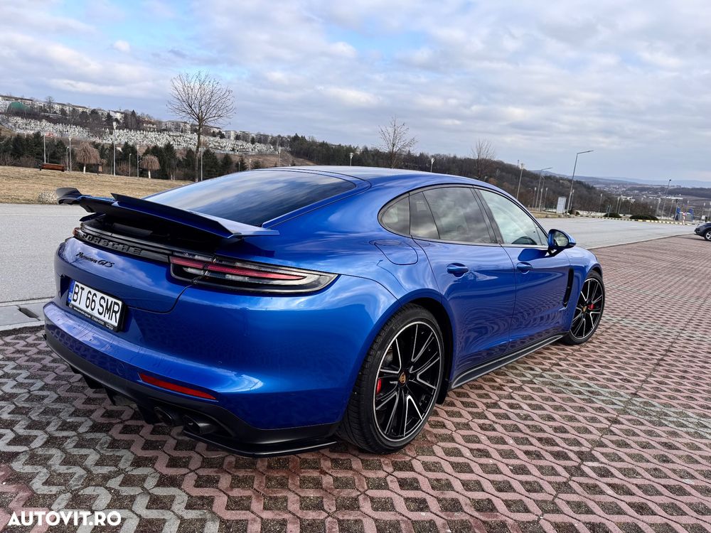 Porsche Panamera - 5