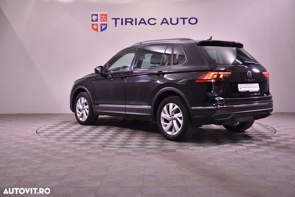 Volkswagen Tiguan - 4