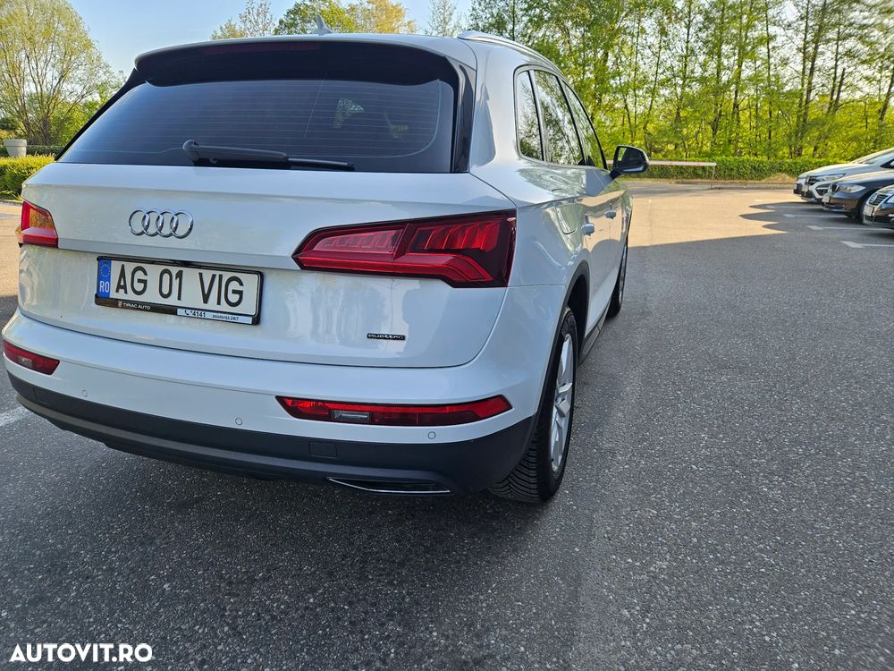 Audi Q5 2.0 40 TDI quattro S tronic Design - 3