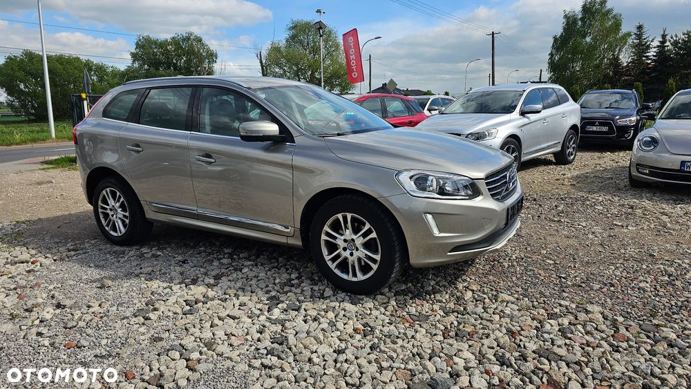 Volvo XC 60 D3 Geartronic Momentum - 19
