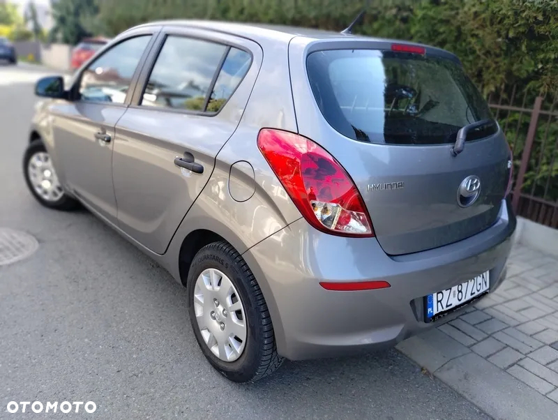 Hyundai i20 - 5