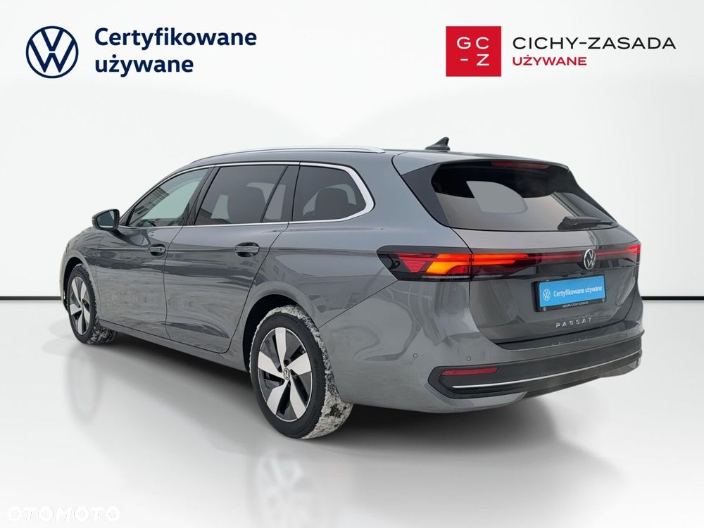 Volkswagen Passat - 7