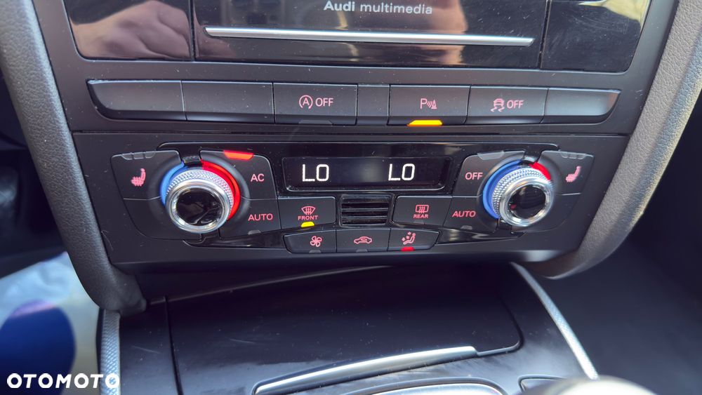 Audi A4 Avant 2.0 TDI DPF Ambiente - 12