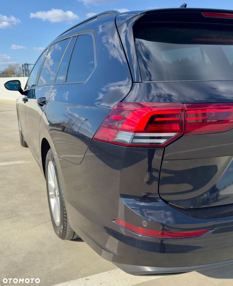 Volkswagen Golf - 10