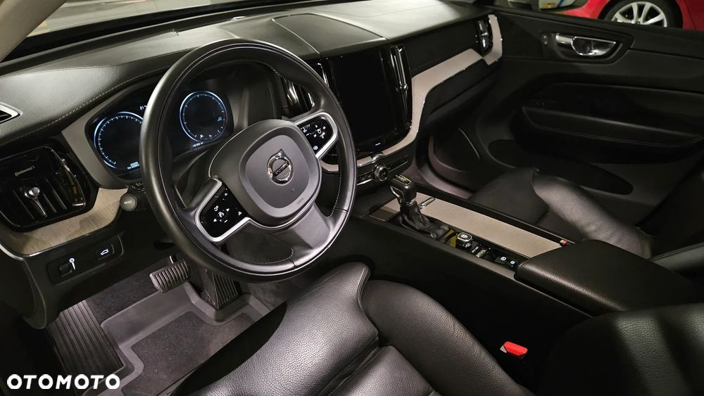 Volvo XC 60 D4 SCR Inscription - 25