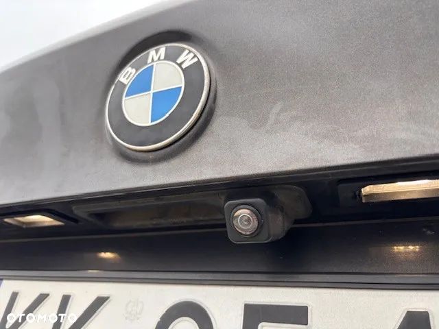 BMW Seria 5 520d Luxury Line - 9