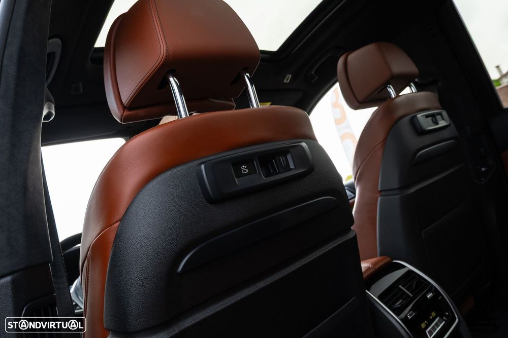 BMW X7 M50d - 30