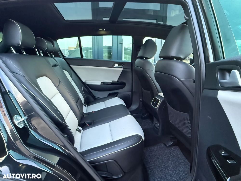 Kia Sportage 2,0 CRDI AWD Aut. GT Line - 16