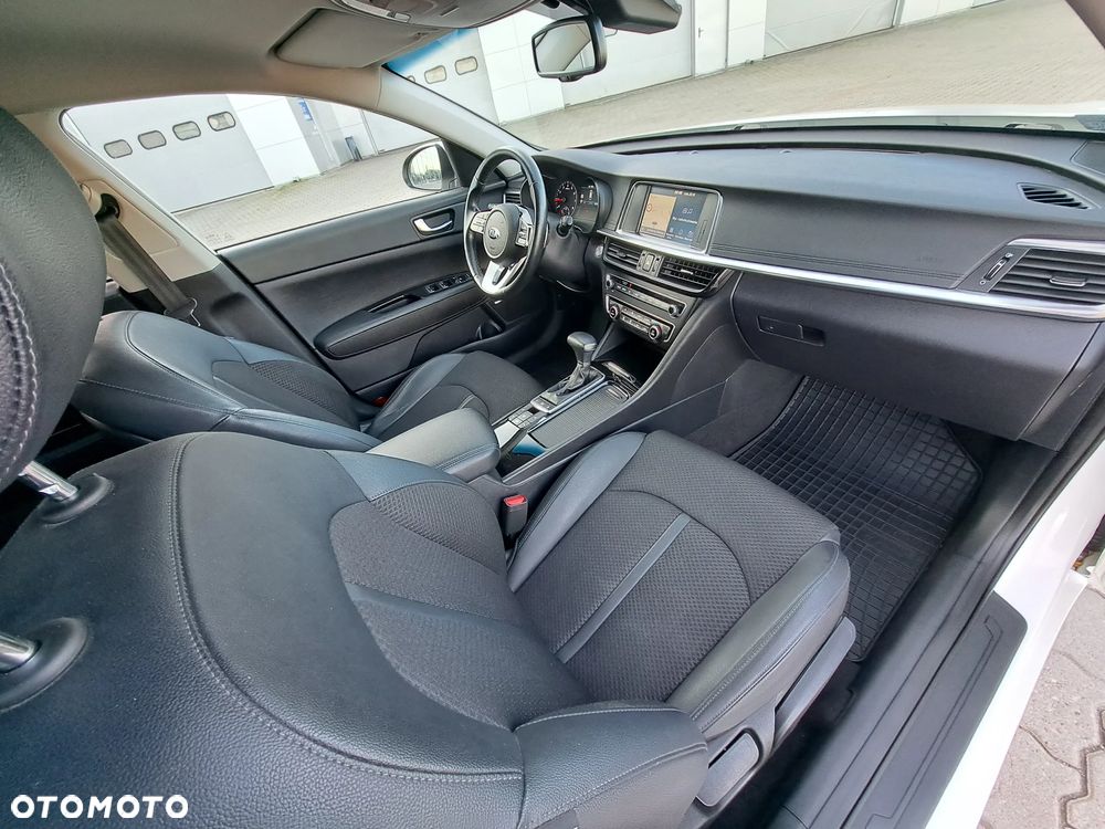 Kia Optima 1.6 T-GDI L DCT - 36