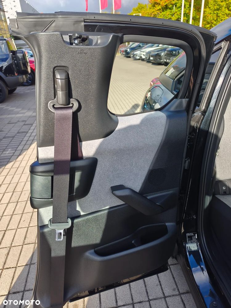 Mazda MX-30 e-SKYACTIV EXCLUSIVE-LINE - 17
