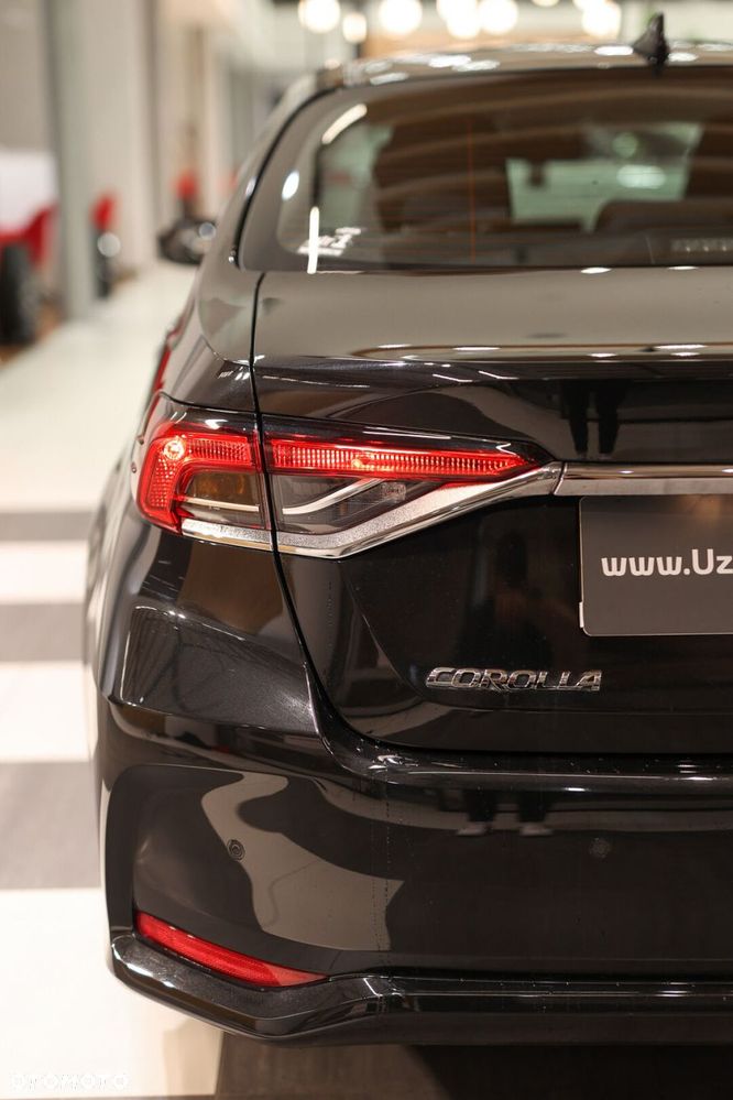 Toyota Corolla - 11