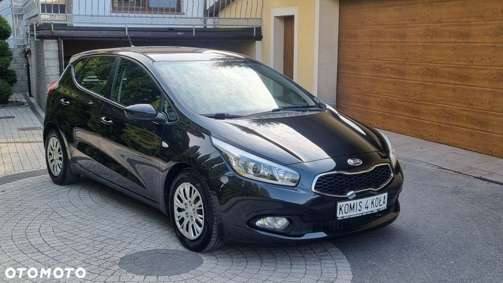 Kia Ceed - 1