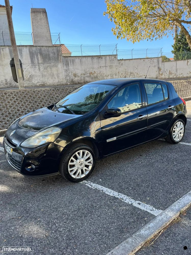 Renault Clio 1.5 dCi GT - 2