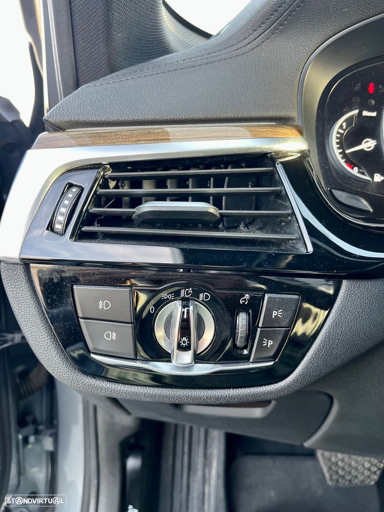 BMW 520 d Line Luxury Auto - 23