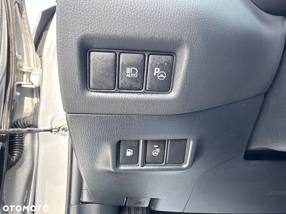 Toyota C-HR 1.8 Hybrid GPF GR Sport - 28