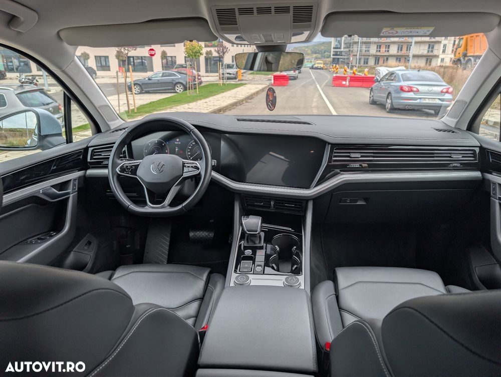 Volkswagen Touareg 3.0 V6 TDI 4Motion DPF Automatik Elegance - 9