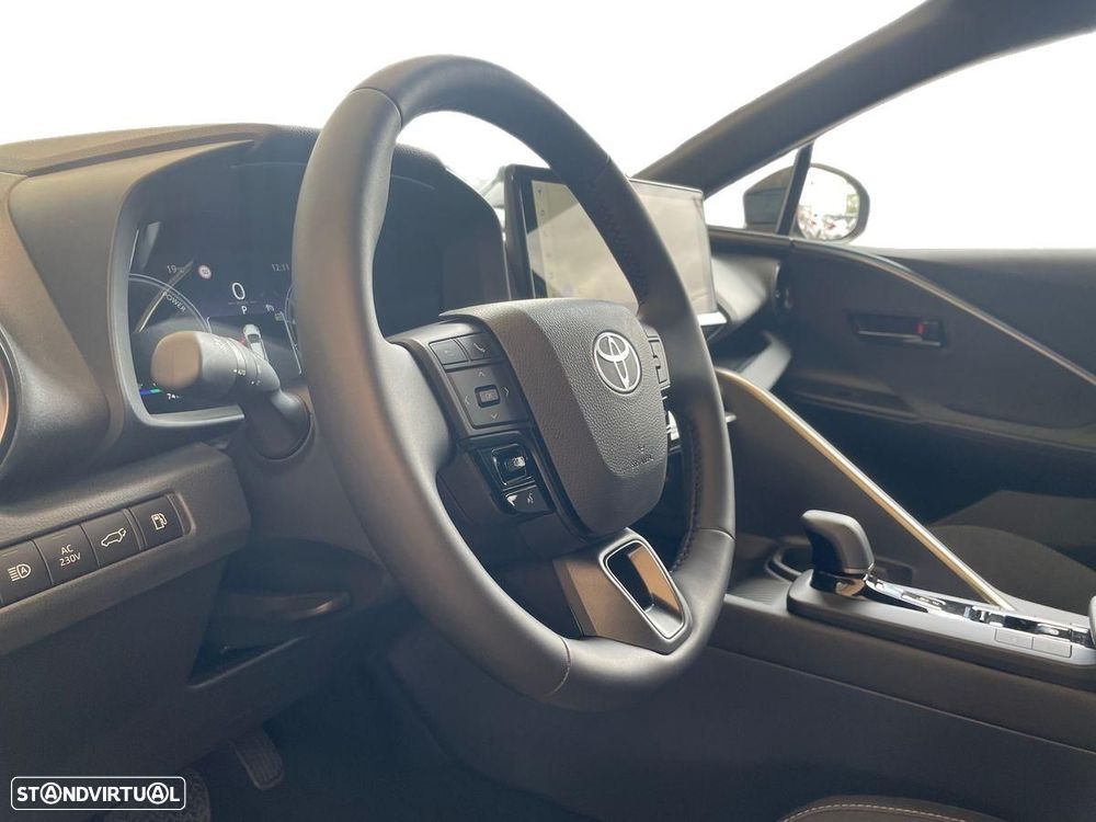 Toyota C-HR - 12