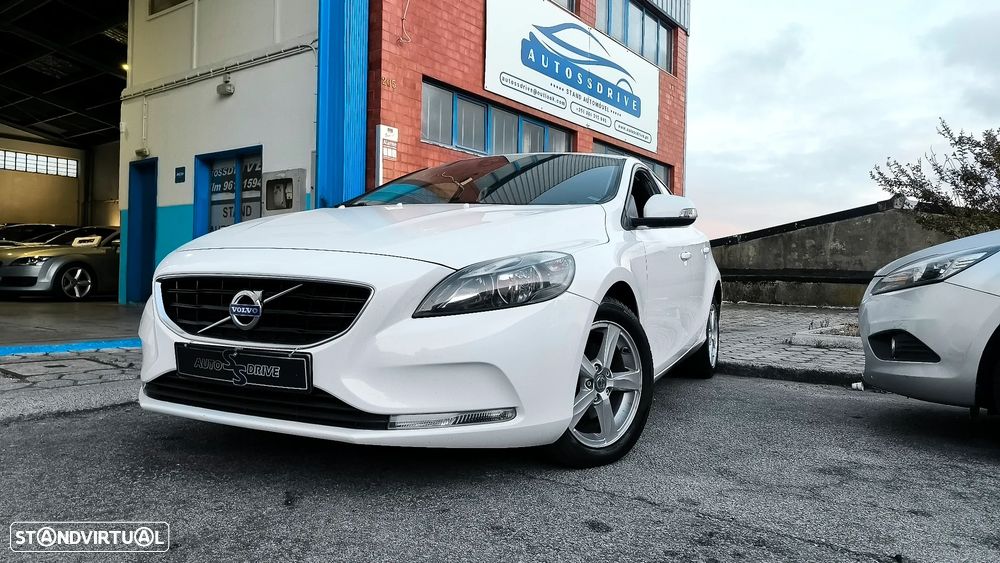 Volvo V40 1.6 D2 Eco Momentum - 22