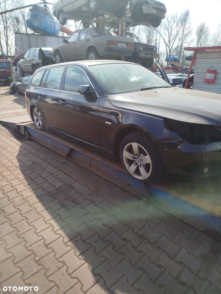 BMW E 61 na części. - 3