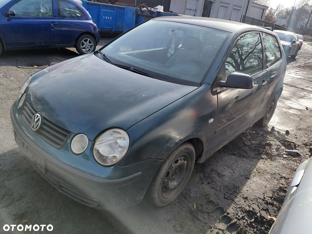 Części- Volkswagen Polo  pojemność - 1,4  rok - 2002r. Diesel - 8