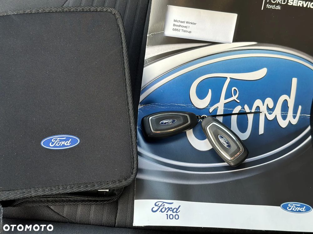 Ford Kuga 2.0 TDCi FWD Titanium - 34